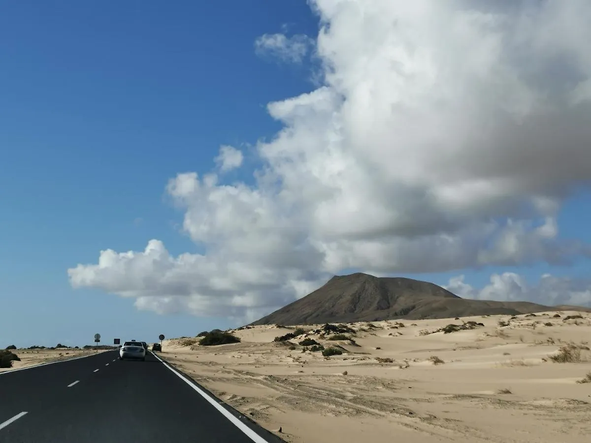 Apartment Tropical Home Fuerteventura With A Sunny Terrace And Fast Wifi Corralejo